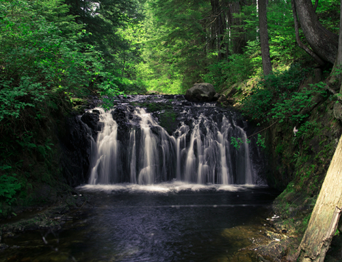 9 Easy Waterfall Hikes in Greater Vancouver